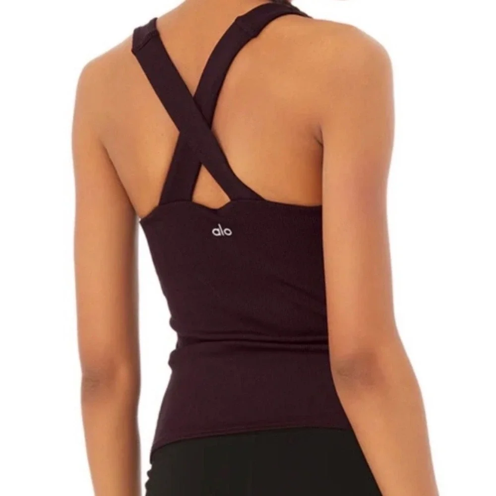 alo Yoga Elevate Dark Plum Ribbed Cross-Over V-Neck Workout Tank Top M